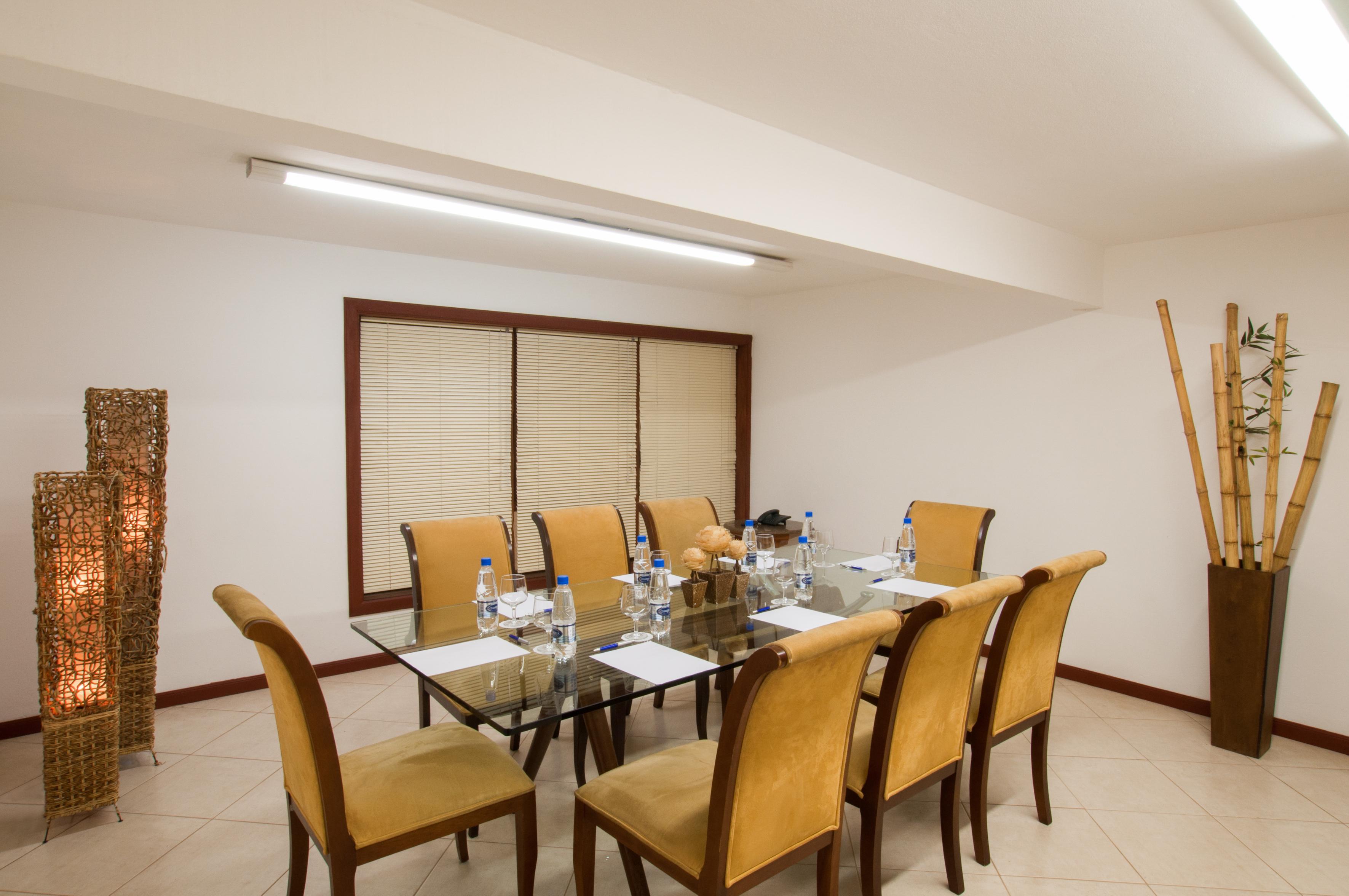 Wish Serrano Resort Gramado Ngoại thất bức ảnh Meeting room at the hotel